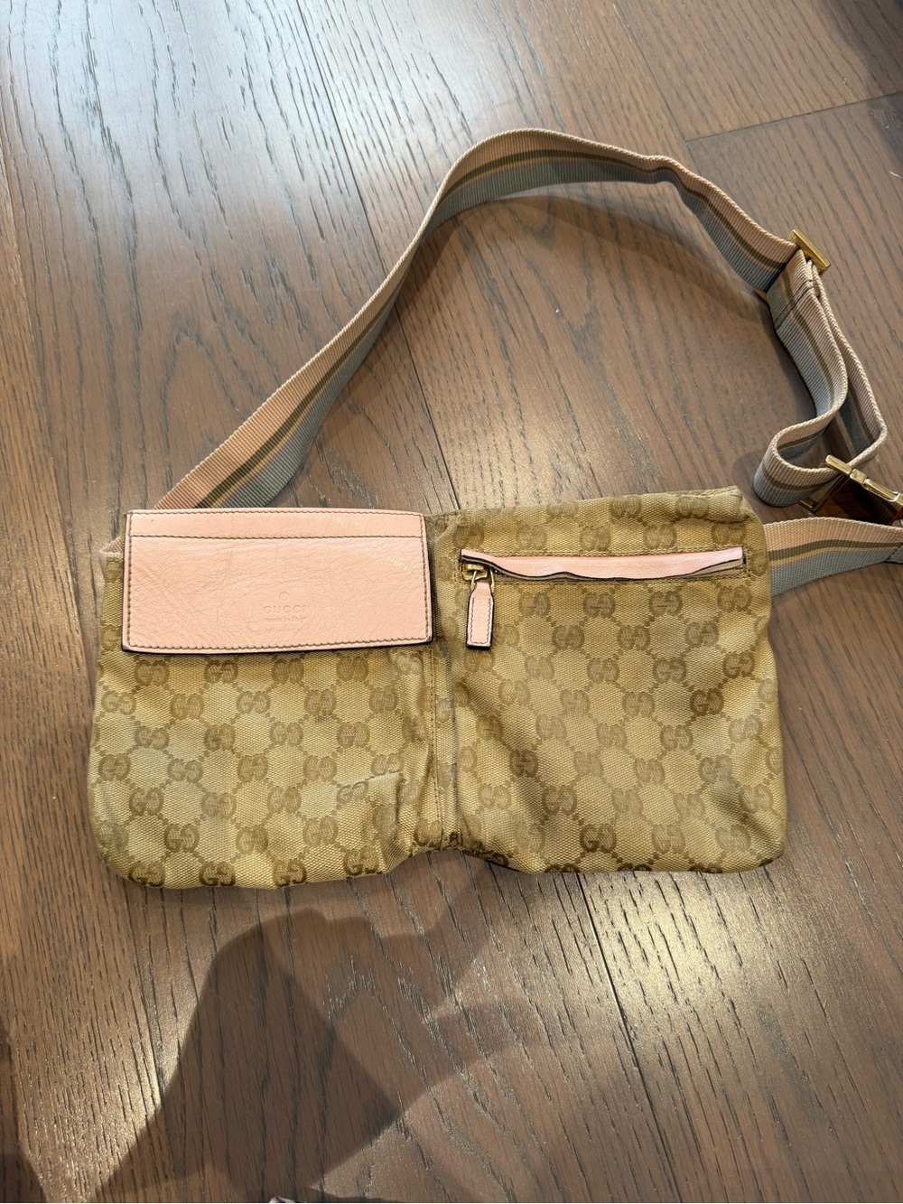 Vintage Gucci Beige Monogram Crossbody Bag with Pink Trim